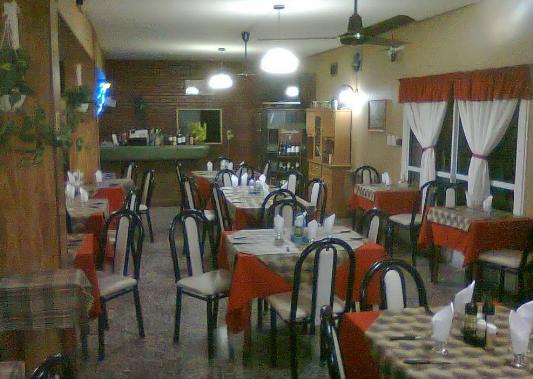 Hotel Y Restaurant Don Quijote Macachin  Exterior photo