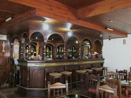 Hotel Y Restaurant Don Quijote Macachin  Exterior photo